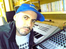 D.J.  Perezábal
