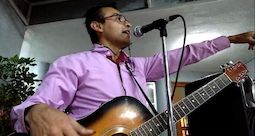Trovador versátil para evento