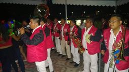 banda estilo sinaloense