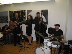 Jazz para amenizar fiestas