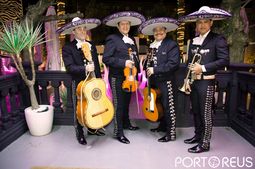 Mariachi Luna de México de  Ramón Aguirre
