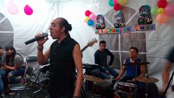 Grupo de rock para fiestas