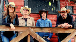 La Rosa Negra & The Silverados Band