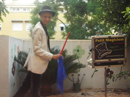 Moisés Petit Magiciem