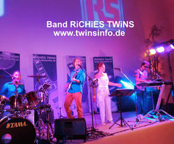 Band RiCHiES TWiNS Liveband u. Partyband