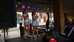 Karaoke Popular , Discomóvil