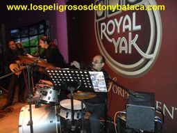 GRUPAZO DE ROCK 60\\\'S Y OLDEYS PELIGROSOS