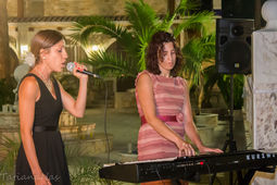 CANTANTE Y PIANISTA/Canciones Personalizadas
