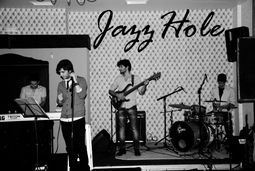 JazzHole