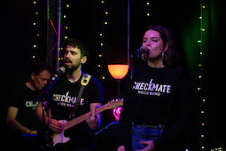 Checkmate Banda de Covers