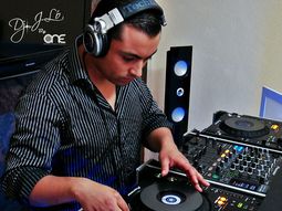 Dj. J-Ló.