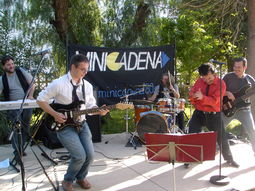 MINICADENA