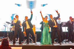 Eclipse Show Música en vivo p