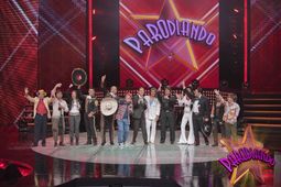 SHOW DE IMITADORES Y COMEDIANT