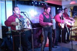 Comediantes Mariachi Cómico