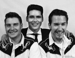 Elvis & The Blue Moon Boys