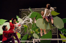 Azar Teatro