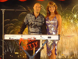 Dúo músical Sergio y Betty,  