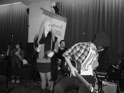 Flames At Sunrise (Grupo acústico)