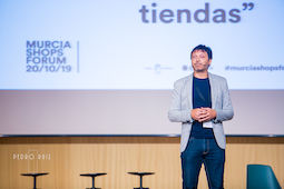Javi J Palo. Eventos privados y salas públicas