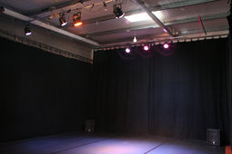 Espai-sala Porta4