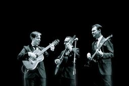 Los Tres de la Noche - Tributo a Los Panchos