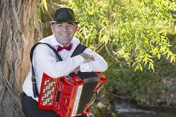 Goyo Esteban Acordeonista
