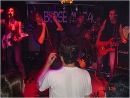 A media noche