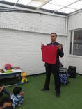 Mago Tito especialista en magia cómica infantil. foto 2