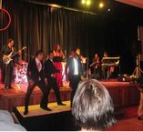 Grupo Cubano versatil Azucar Latina  foto 2