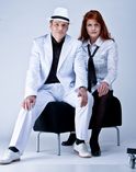 Musik-Duo Rot Gold mit Sängerin foto 1